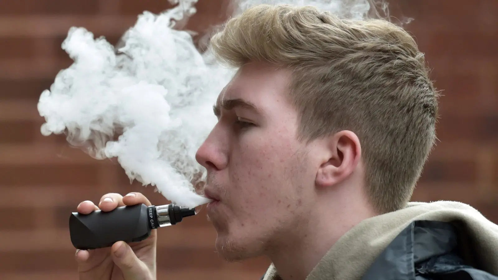 Vape Etiquette in Public Places